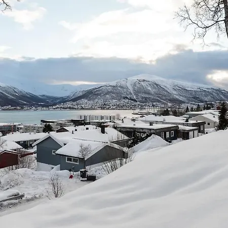 Modern In The Center Of The Island Apartment Tromso